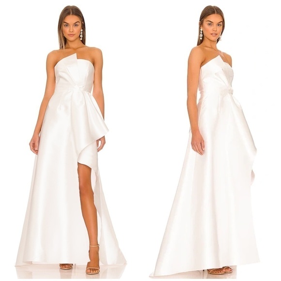 ELLIATT Protea Gown In Emerald Green - Picture 1 of 6